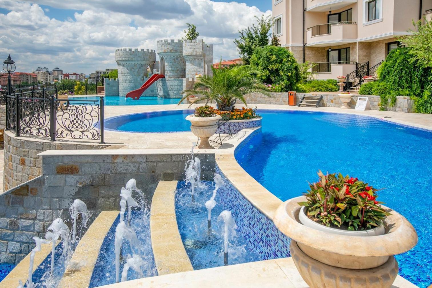 Aparthotel Millennium II Family Paradise Święty Włas Zewnętrze zdjęcie