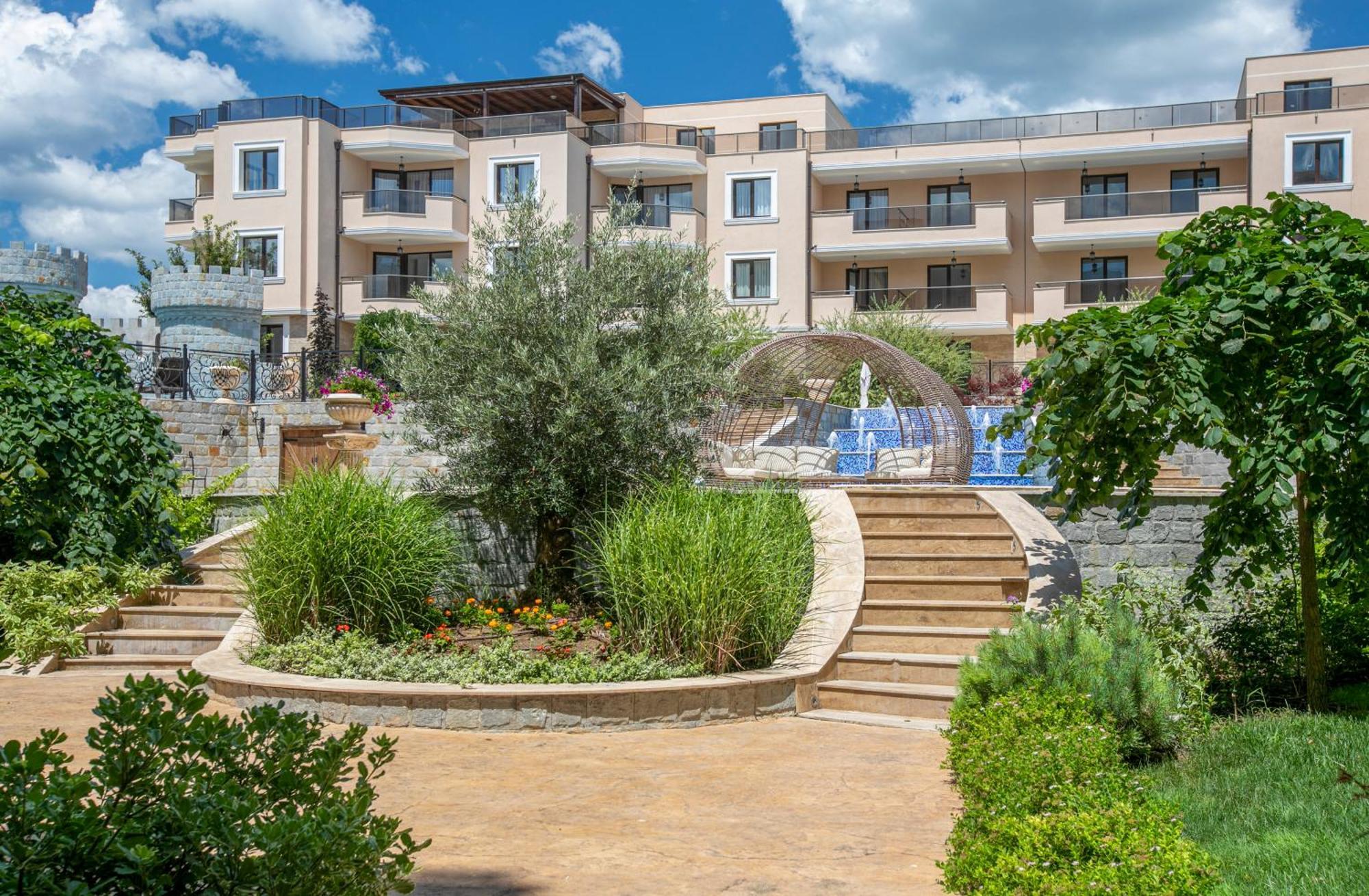 Aparthotel Millennium II Family Paradise Święty Włas Zewnętrze zdjęcie